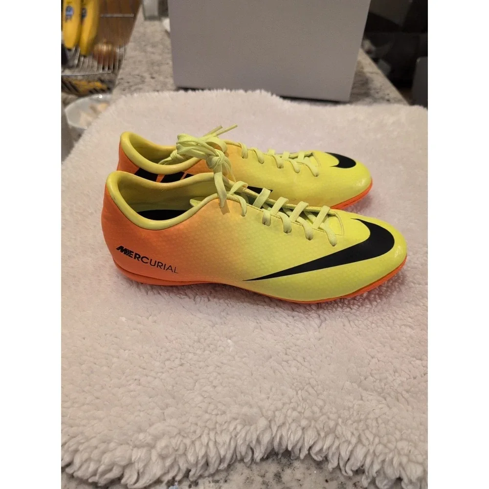 Nike Jr ‎ Mercurial Victory IV Volt Citrus Boys Indoor Soccer US 5.5Y/ EU 38 EUC